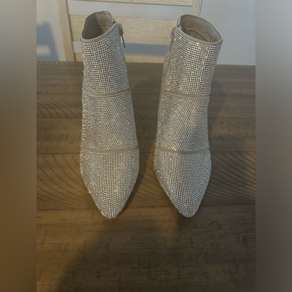 Steve Madden Star-R Rhinestone size 8 booties stiletto - Picture 3 of 7
